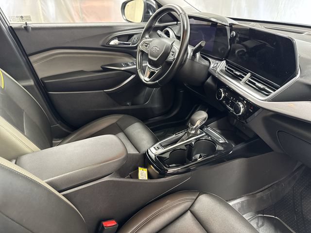 Certified 2024 Chevrolet Trax ACTIV w/ Sunroof Package FWD image 27