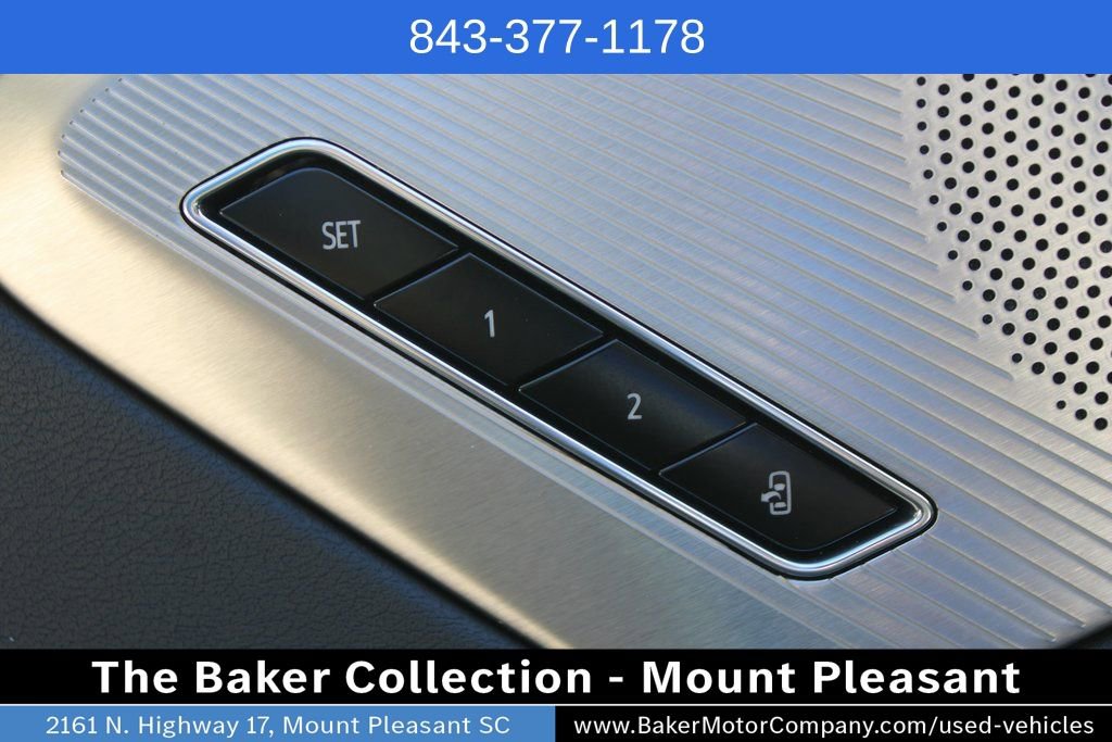 Used 2024 Chevrolet Corvette Stingray Preferred Cpe w/ 2LT image 22