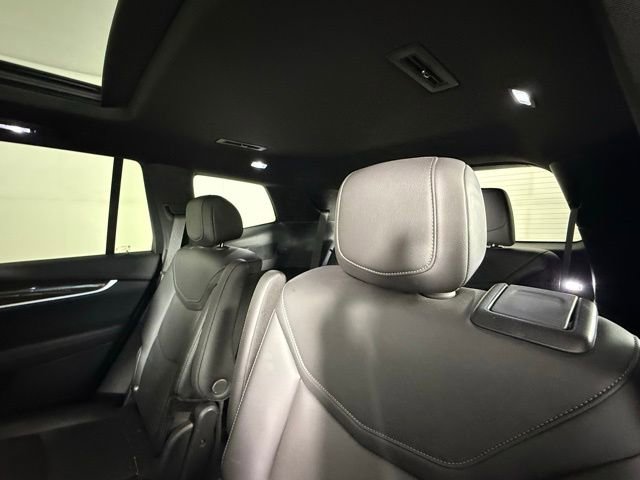 Used 2024 Cadillac XT6 Sport w/ LPO, Onyx Lite Package AWD/4WD image 26