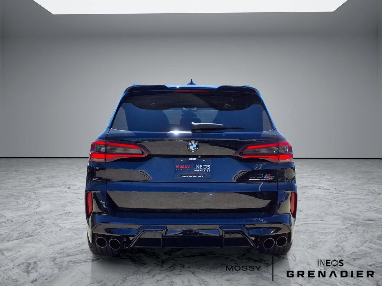 Used 2021 BMW X5 M w/ Competition Package AWD/4WD image 6