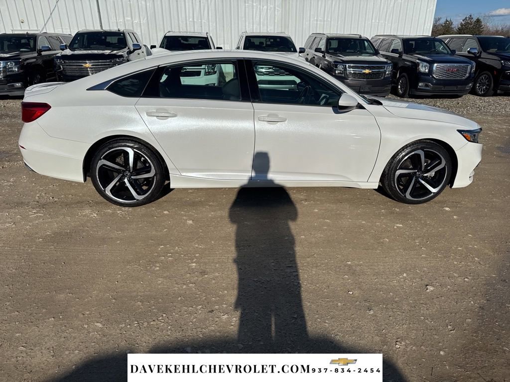 Used 2018 Honda Accord Sport image 6