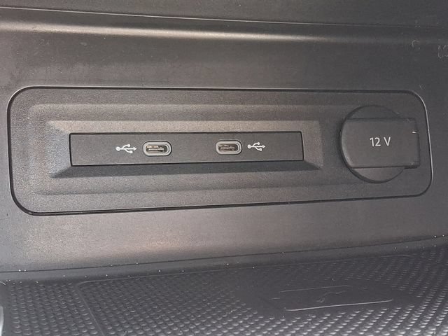 Used 2023 Volkswagen Atlas SEL AWD/4WD image 24