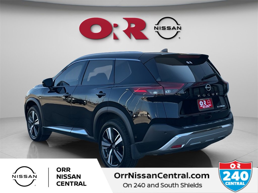 Used 2023 Nissan Rogue Platinum image 7