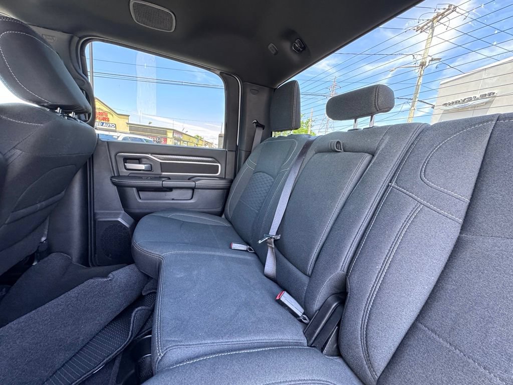 Used 2025 RAM 2500 Big Horn AWD/4WD image 17