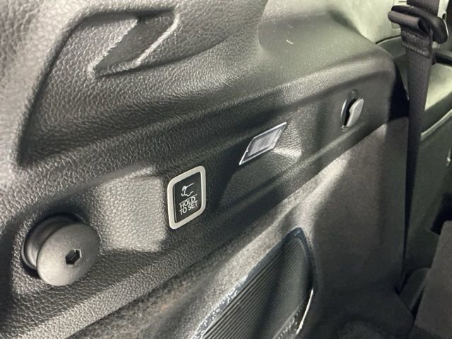 Used 2021 Jeep Grand Cherokee L Summit w/ Luxury Tech Group V image 35