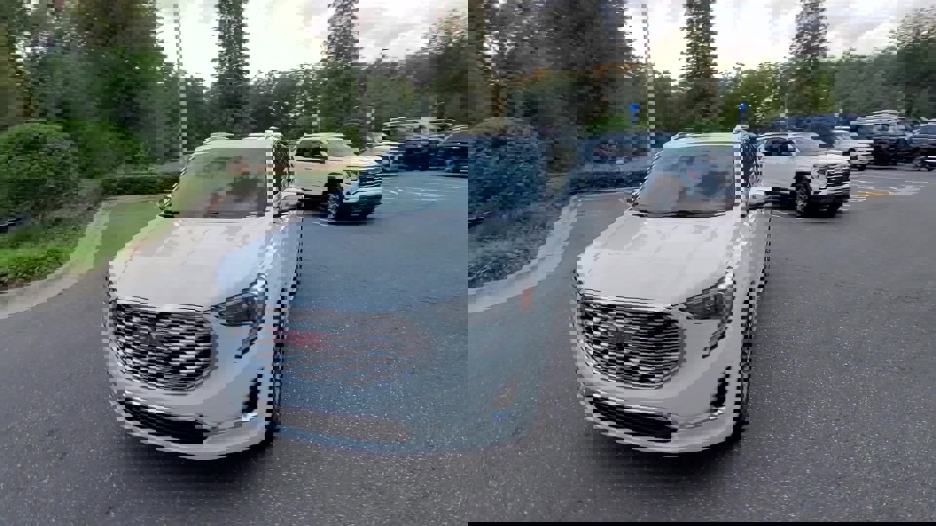 Used 2020 GMC Terrain Denali w/ Denali Premium Package image 37