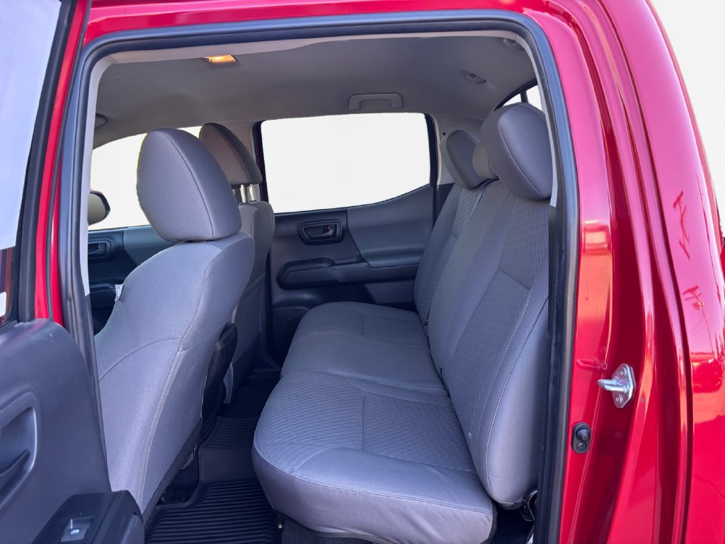 Used 2022 Toyota Tacoma SR AWD/4WD image 22
