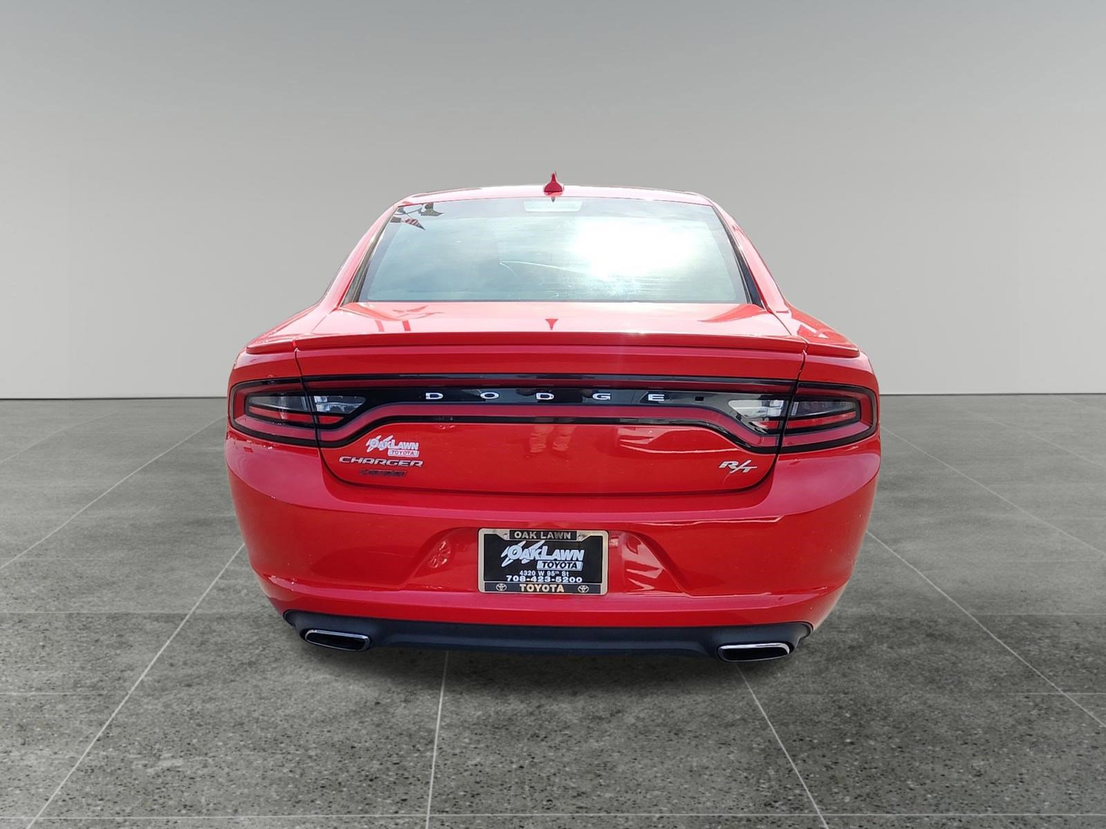 Used 2017 Dodge Charger R/T image 6