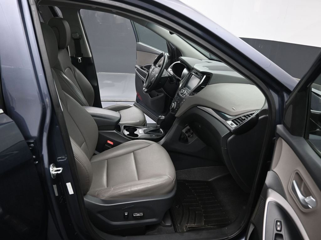 Used 2016 Hyundai Santa Fe Sport w/ Option Group 04 image 31