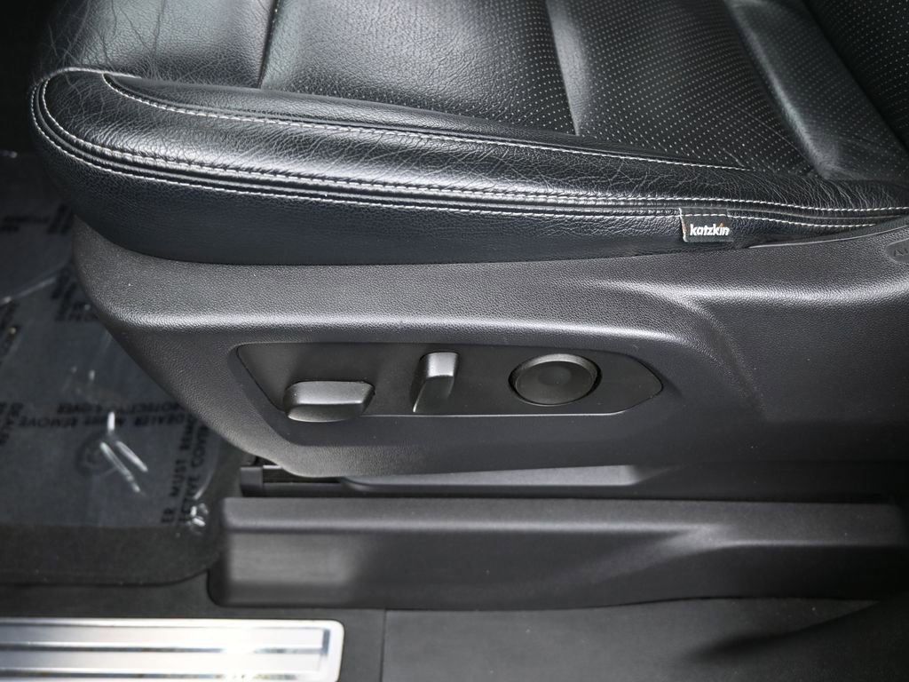 Used 2023 Chevrolet Silverado 1500 LT image 15