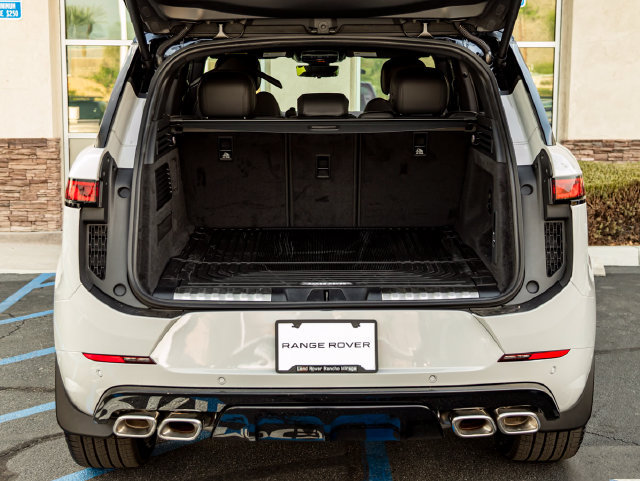 New 2026 Land Rover Range Rover Sport Dynamic SE AWD/4WD image 28