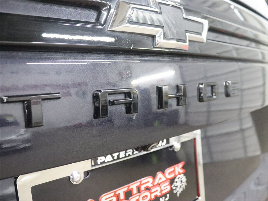 Used 2023 Chevrolet Tahoe Z71 w/ Luxury Package AWD/4WD image 9