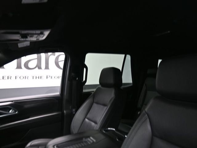 Used 2022 Chevrolet Tahoe LT w/ Luxury Package image 16