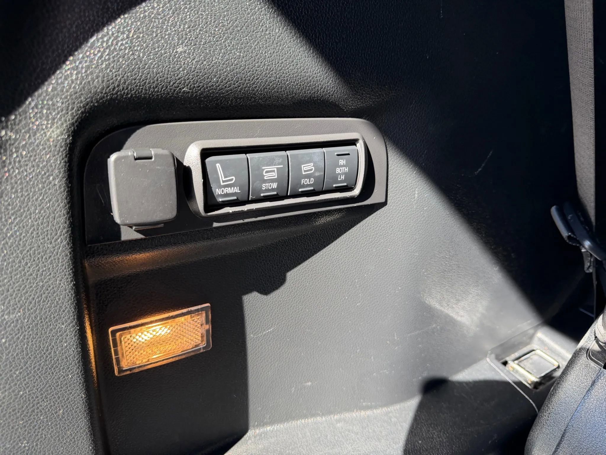 Used 2018 Ford Explorer Sport w/ Equipment Group 401A image 11