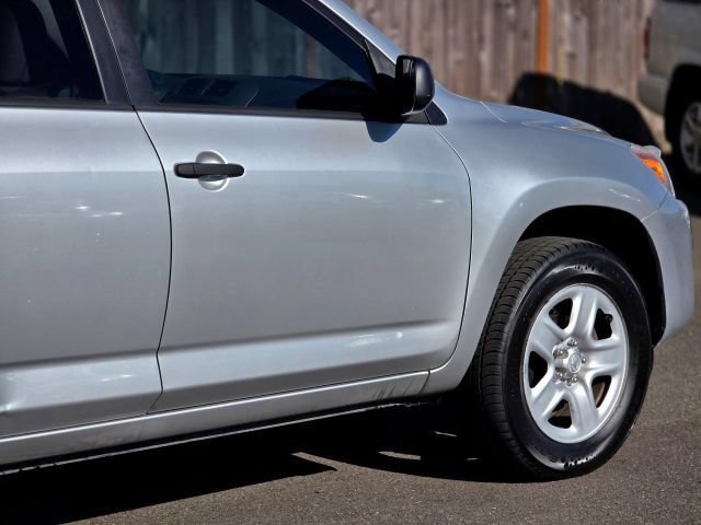 Used 2012 Toyota RAV4 FWD w/ Value Pkg image 13