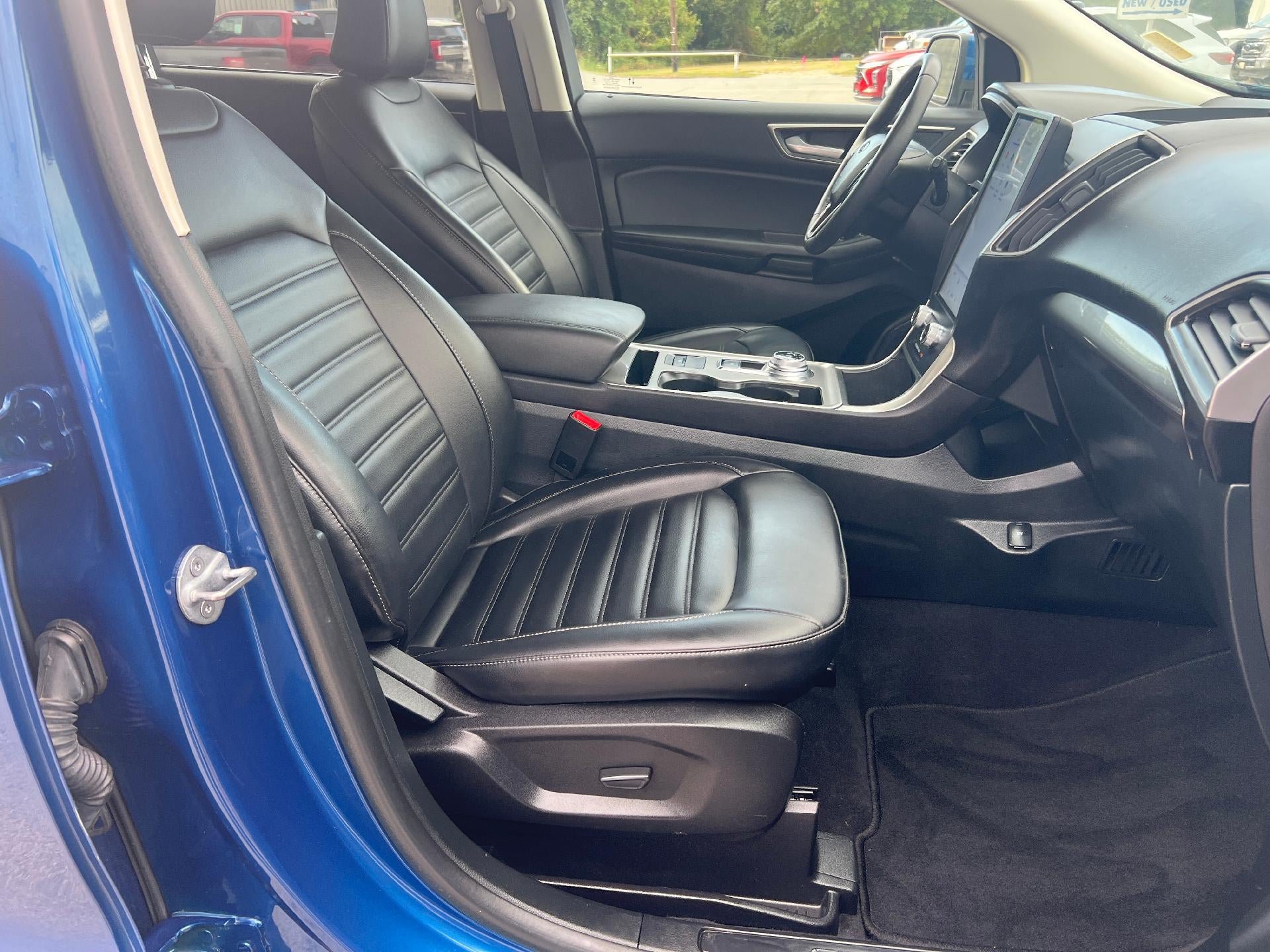 Used 2023 Ford Edge SEL w/ Convenience Package AWD/4WD image 9