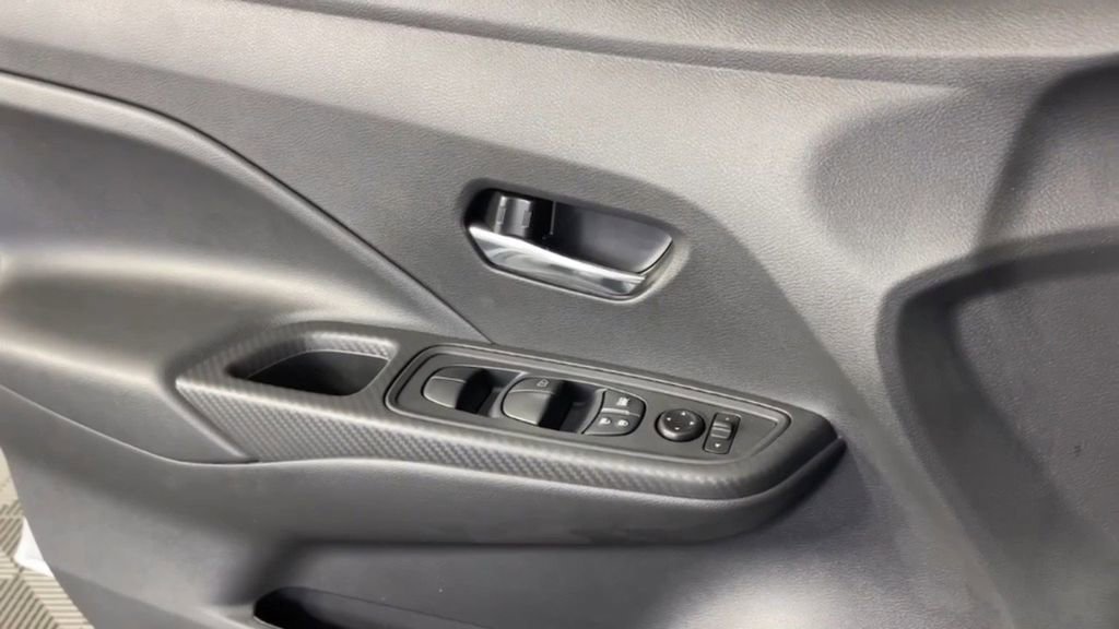 New 2025 Nissan Versa SV w/ Trunk Package image 27