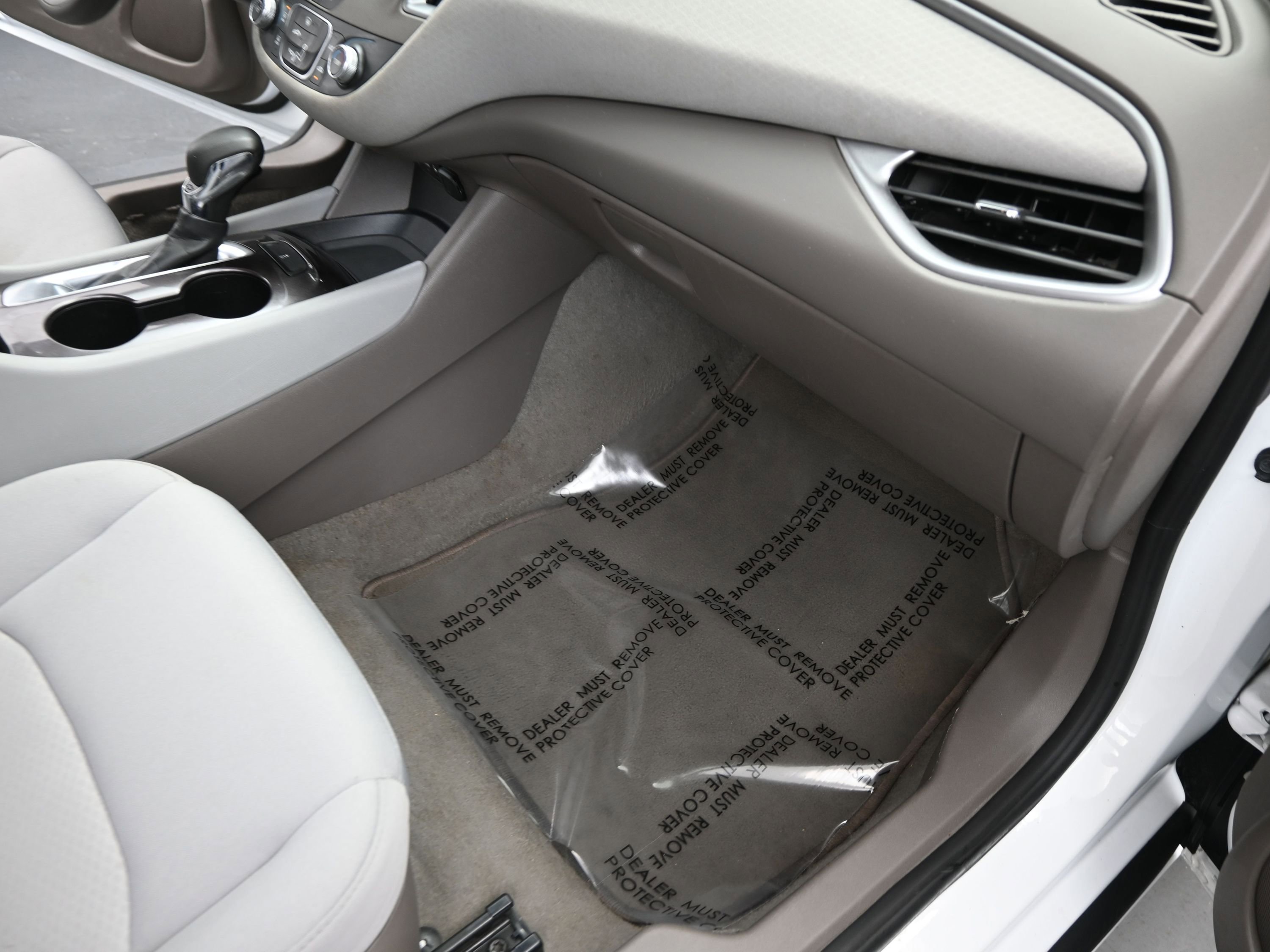 Used 2021 Chevrolet Malibu LS image 21