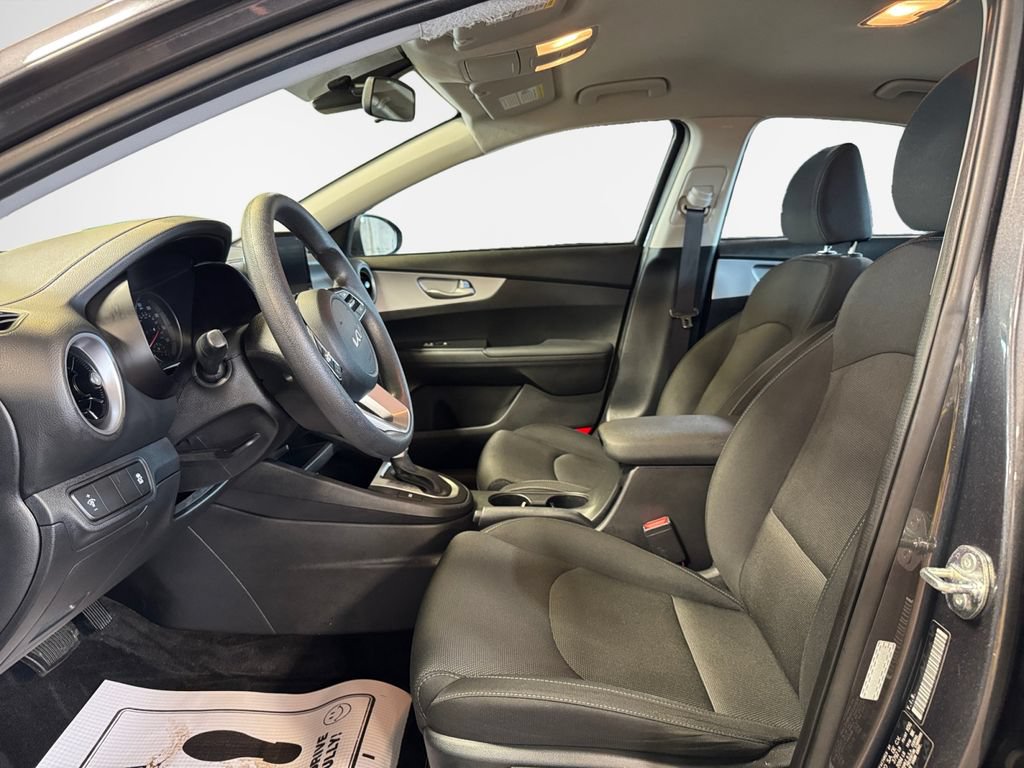 Certified 2024 Kia Forte LXS FWD image 12
