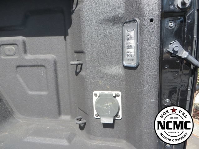 Used 2021 GMC Sierra 1500 AT4 w/ AT4 Value Package AWD/4WD image 15