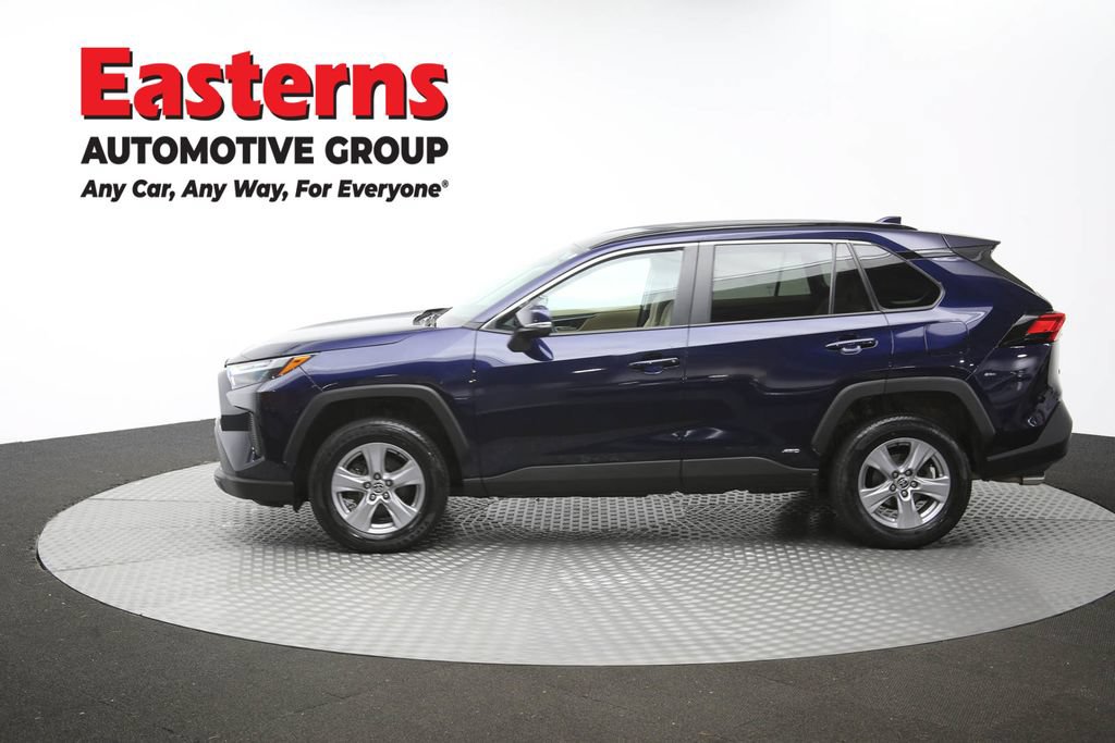 Used 2022 Toyota RAV4 XLE AWD/4WD image 64