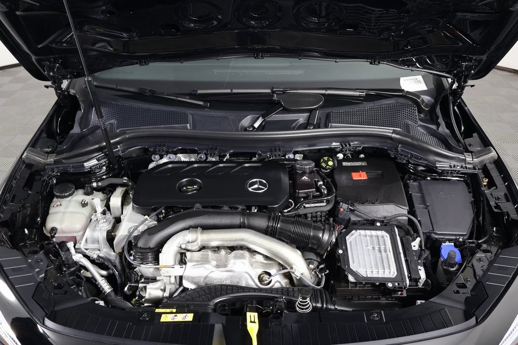 Used 2025 Mercedes-Benz GLA 250 image 15