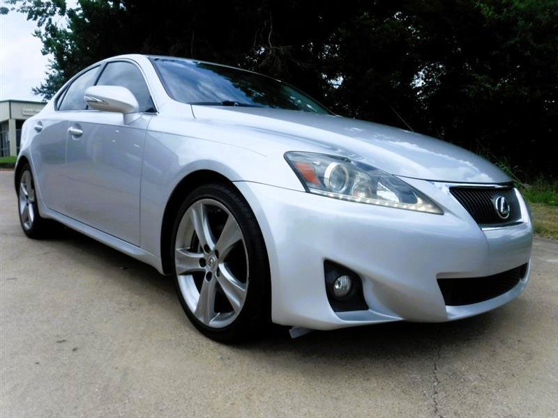 Used 2011 Lexus IS 250 w/ Premium Pkg Value Edition RWD image 3