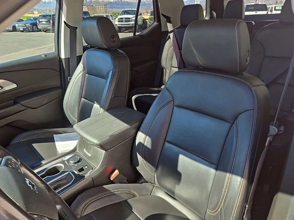 Used 2020 Chevrolet Traverse RS image 21