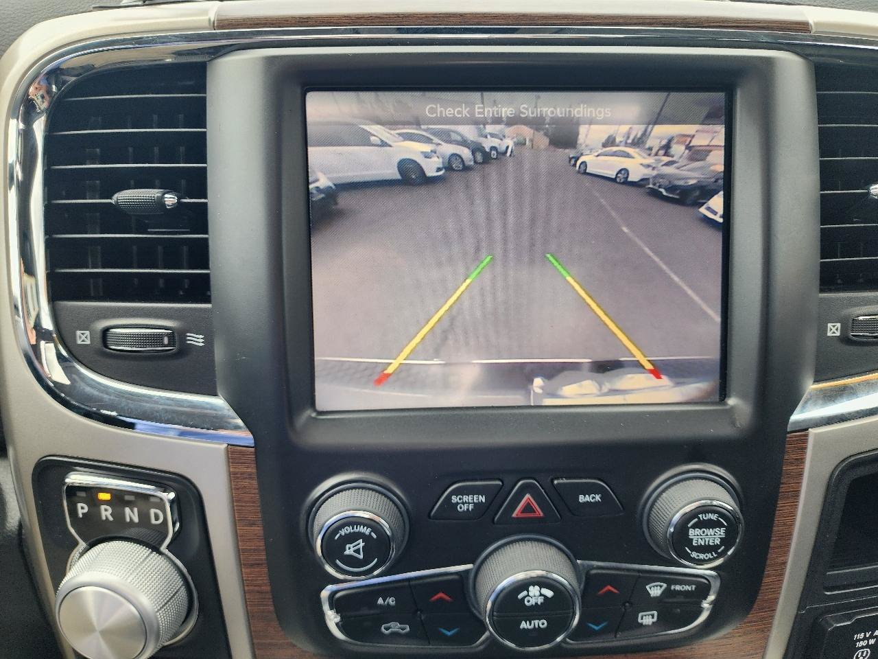 Used 2014 RAM 1500 Laramie w/ Convenience Group AWD/4WD image 19