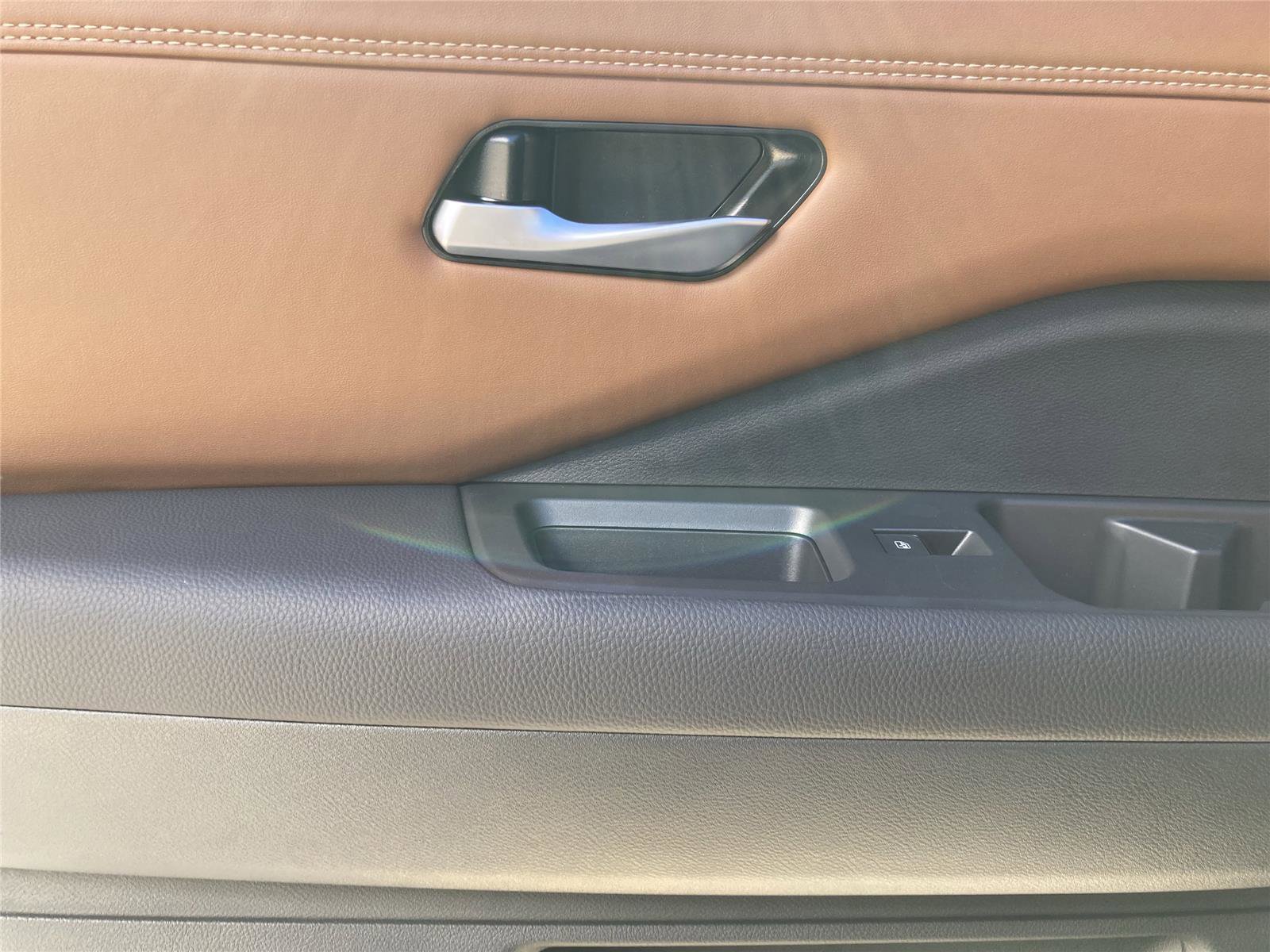 New 2026 Nissan Pathfinder Platinum image 30