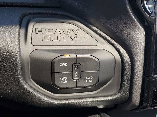 New 2026 RAM 2500 Laramie AWD/4WD image 26