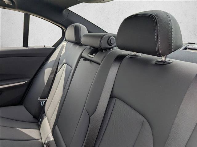 Used 2025 BMW 330i xDrive Sedan AWD/4WD image 15