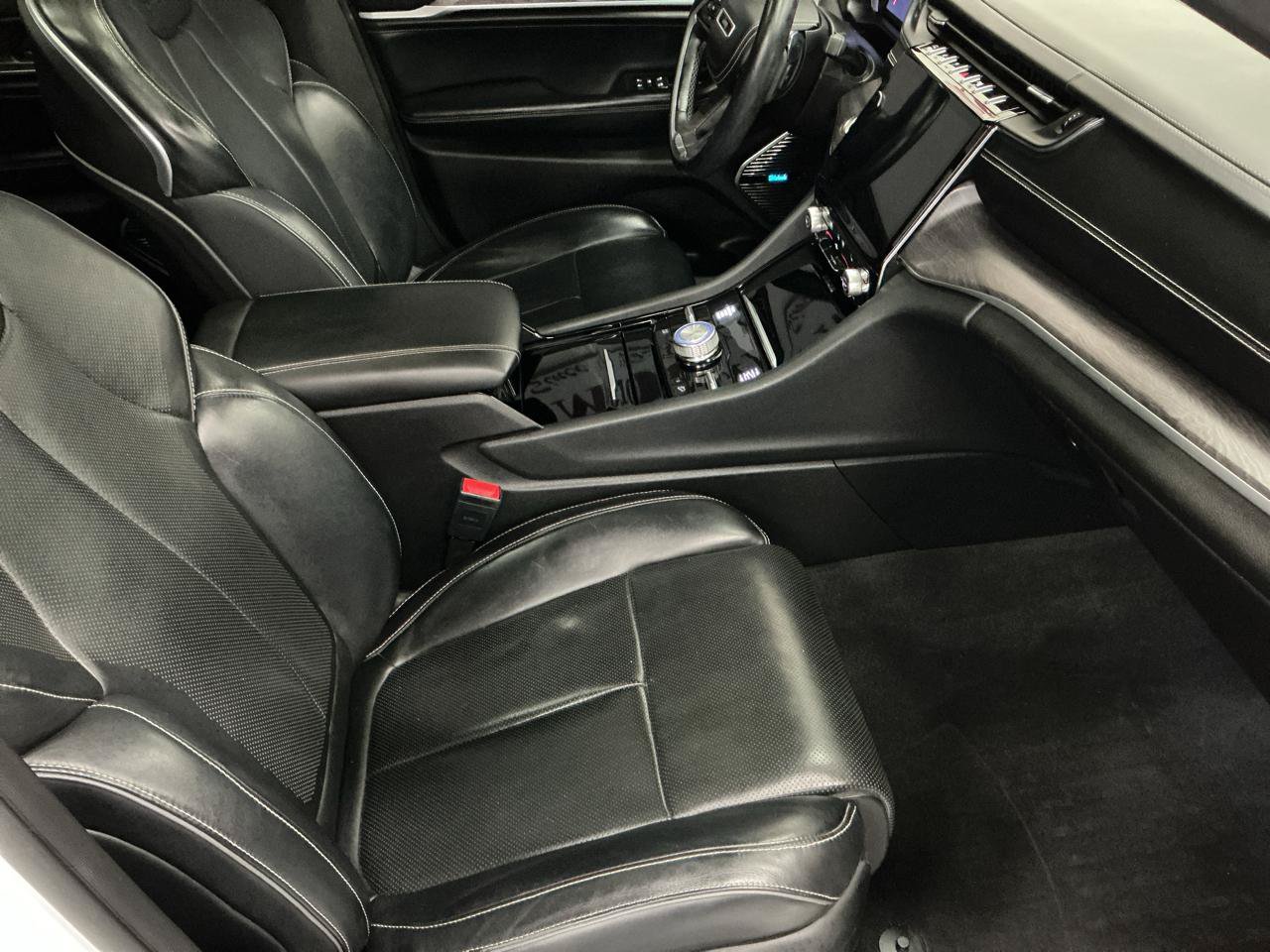 Used 2021 Jeep Grand Cherokee L Overland w/ Luxury Tech Group IV AWD/4WD image 15