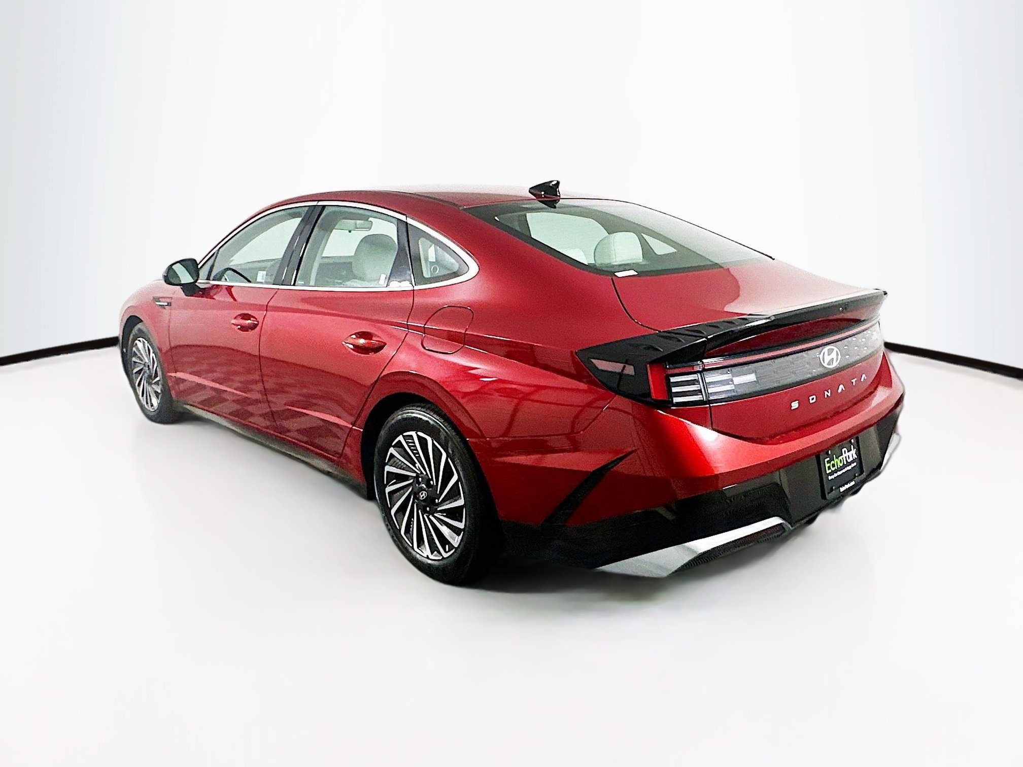 Used 2025 Hyundai Sonata SEL FWD image 5