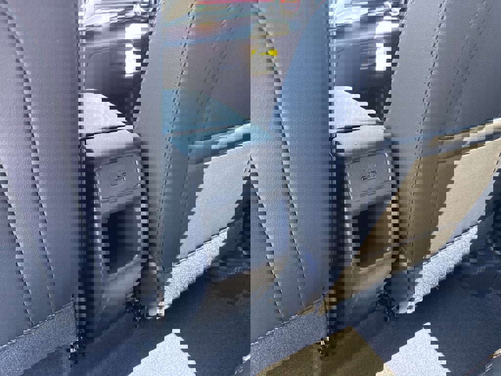 New 2025 Chevrolet Trax RS w/ Driver Confidence Package image 17