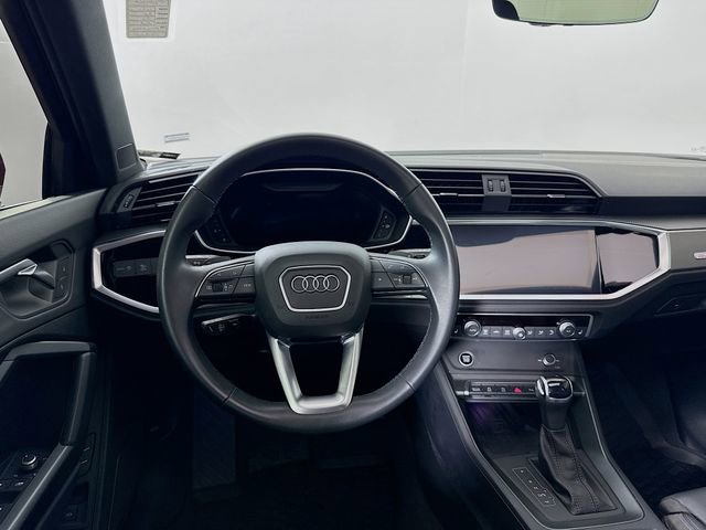 Used 2023 Audi Q3 2.0T Premium Plus image 25