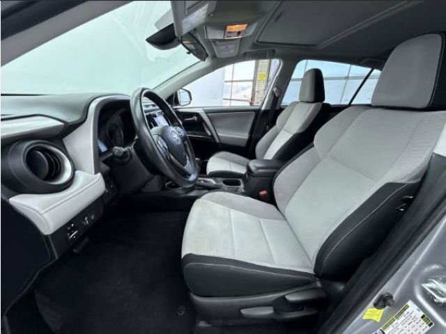 Used 2018 Toyota RAV4 Adventure image 9