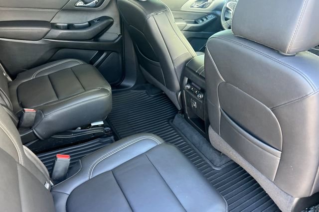Used 2023 Chevrolet Traverse LT image 19