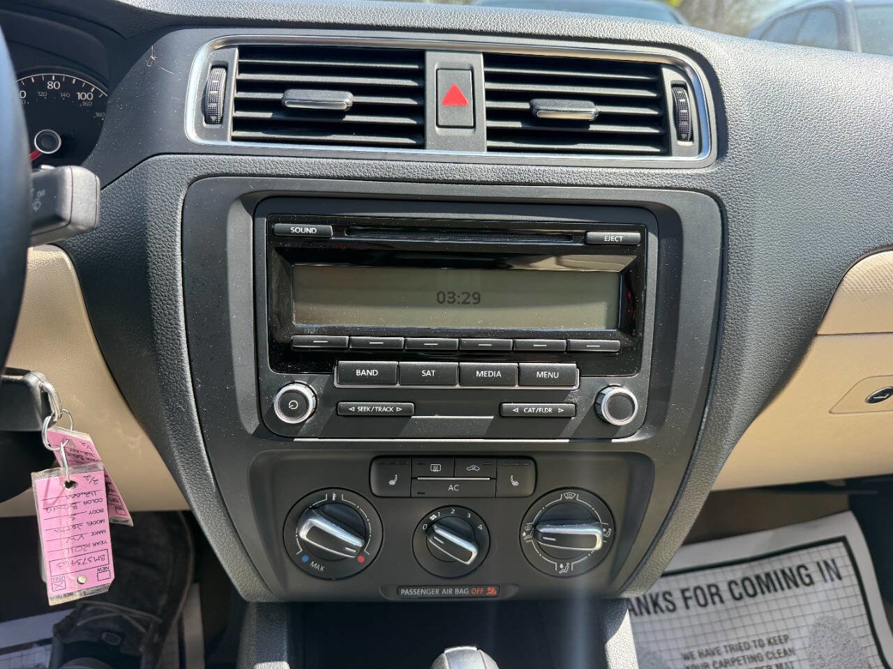 Used 2011 Volkswagen Jetta SE image 19