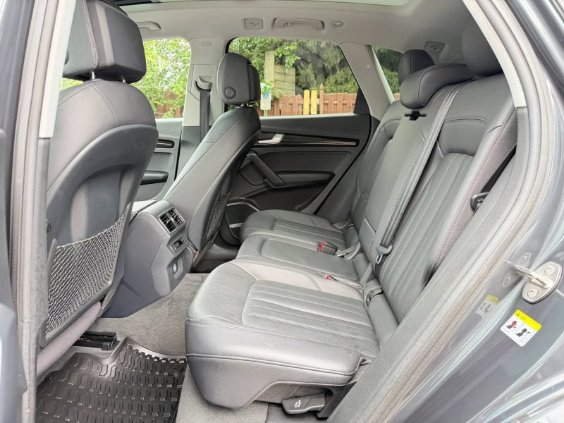 Used 2018 Audi Q5 2.0T Premium Plus AWD/4WD image 16