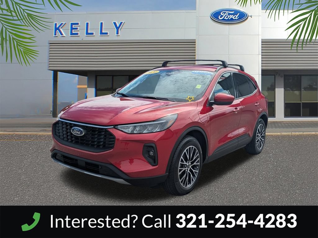 Certified 2023 Ford Escape SE FWD image 2