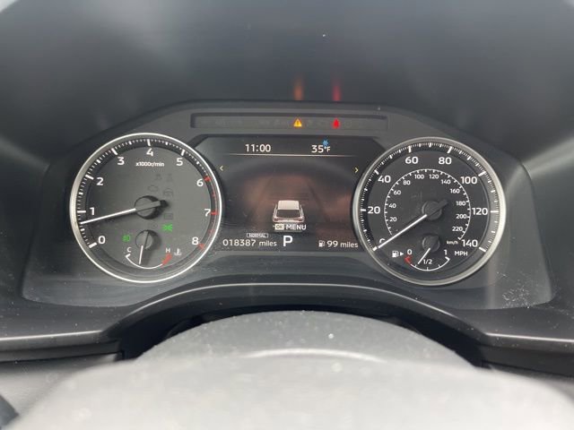 Used 2025 Mitsubishi Outlander SE image 13