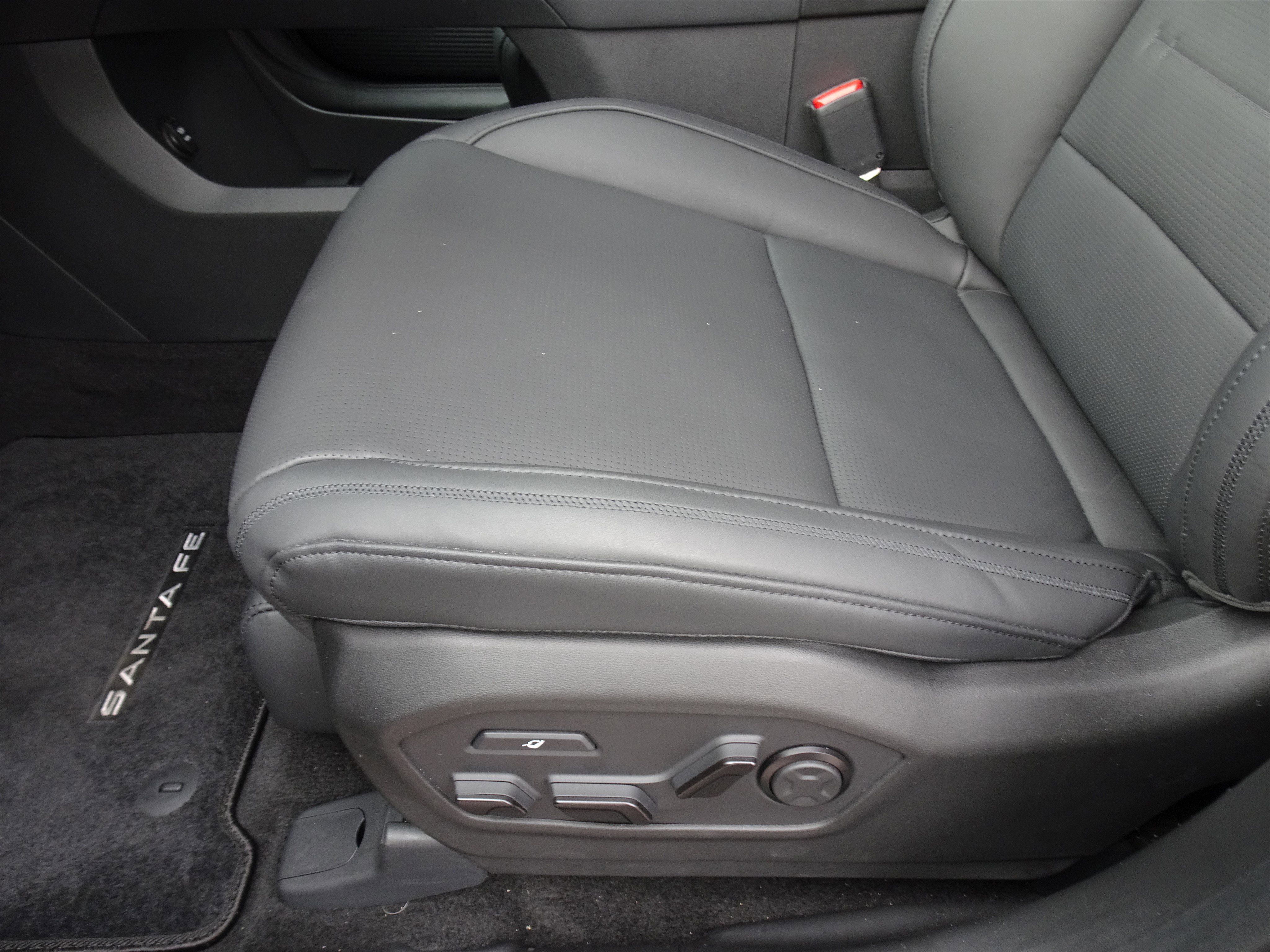 New 2026 Hyundai Santa Fe Calligraphy image 9