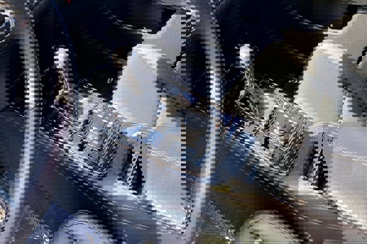 Used 2025 MAZDA CX-30 AWD 2.5 S w/ Preferred Package image 21