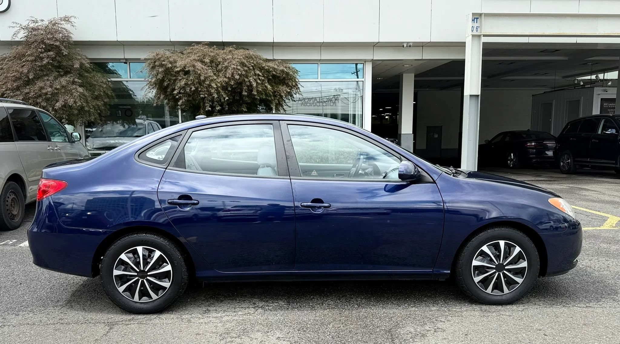 Used 2008 Hyundai Elantra SE FWD image 8