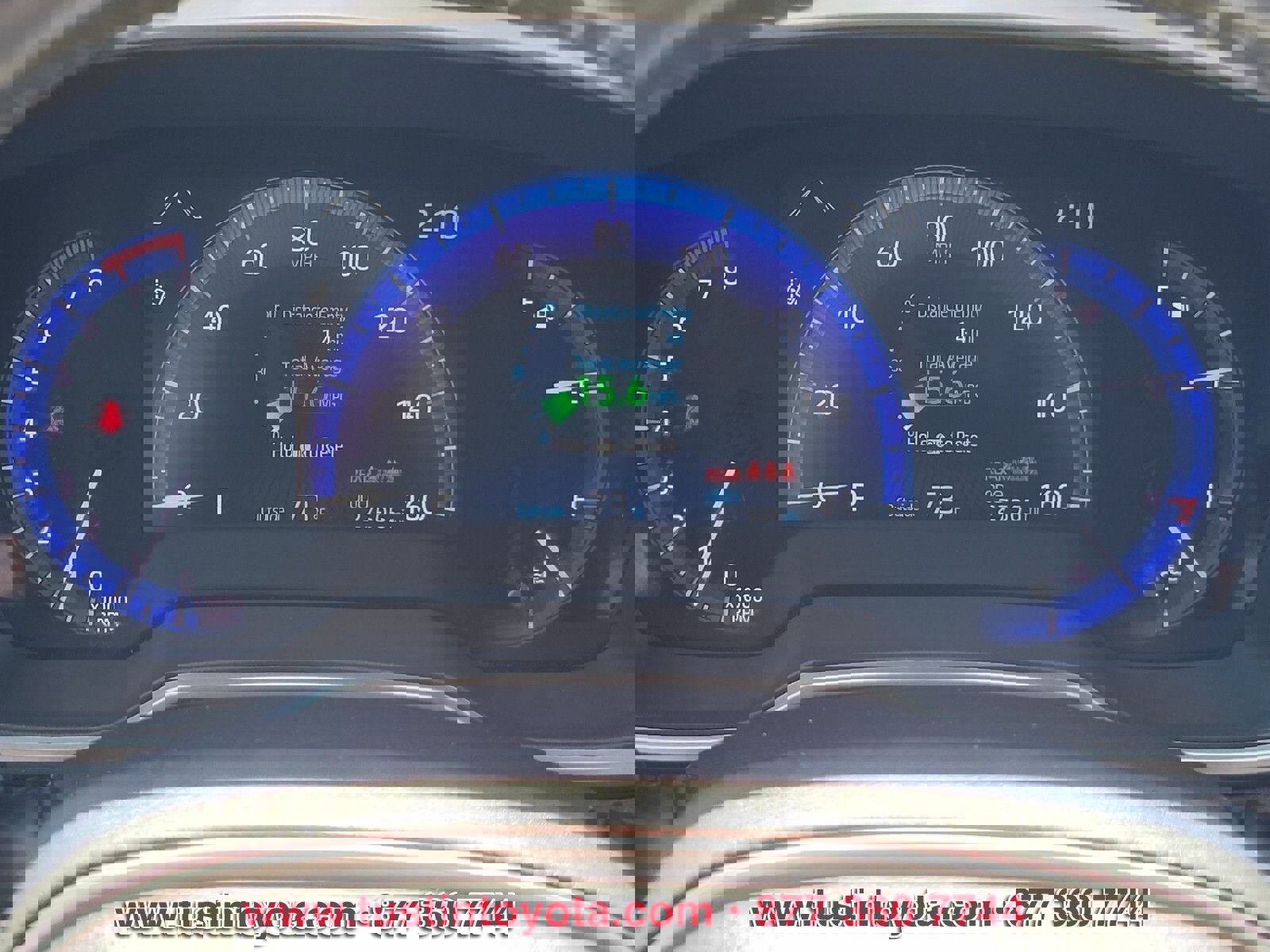 Certified 2022 Toyota Corolla Cross XLE w/ Convenience Package image 20