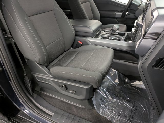 Used 2025 Ford F150 XLT w/ Equipment Group 302A MID image 28