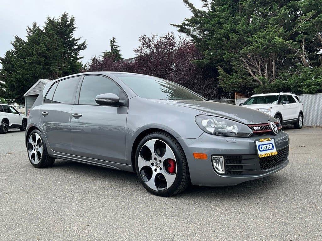 Used 2013 Volkswagen GTI 4-Door FWD image 2