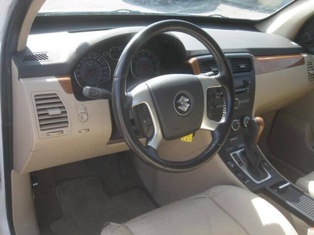 Used 2009 Suzuki XL7 Luxury AWD/4WD image 17