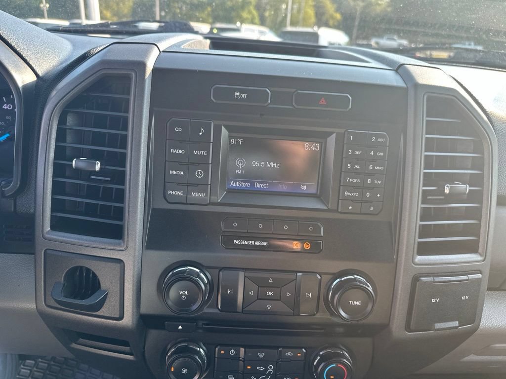 Used 2017 Ford F550 4x4 Regular Cab Super Duty image 13